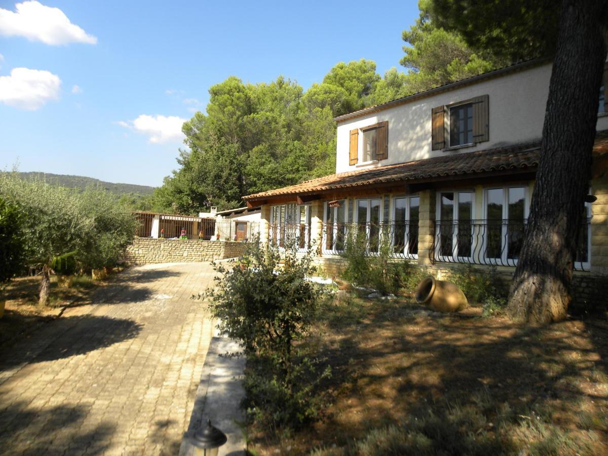 Les Vallons Holiday Home Lioux Eksteriør bilde